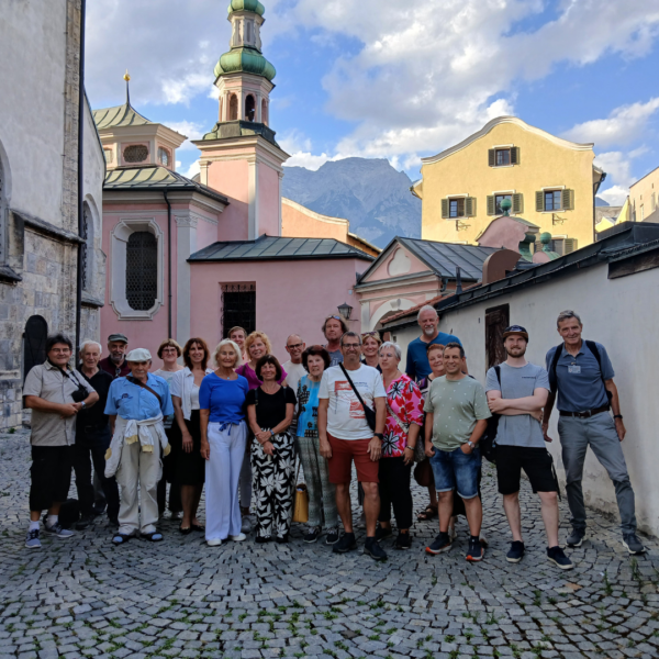 Jenbacher Chronikstammtisch erkundet Hall